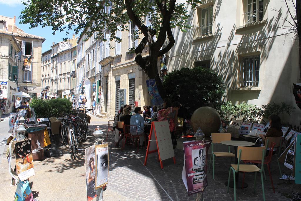Studio Des Halles Apartment Avignon Bagian luar foto