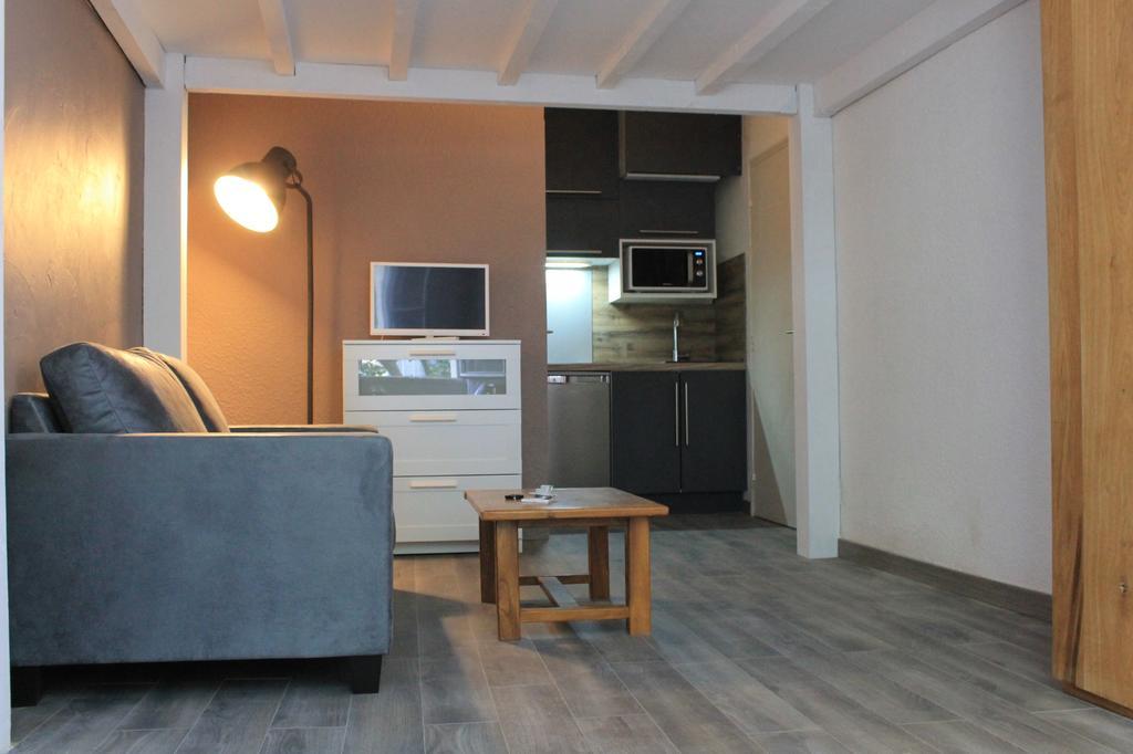 Studio Des Halles Apartment Avignon Bagian luar foto