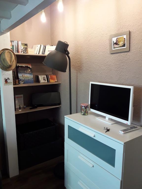 Studio Des Halles Apartment Avignon Bagian luar foto
